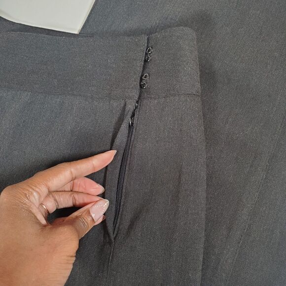 CAbi Women’s Trouser Size 10 Gray Ponte Knit Wide Leg Pants Slacks Classic - Picture 5 of 11